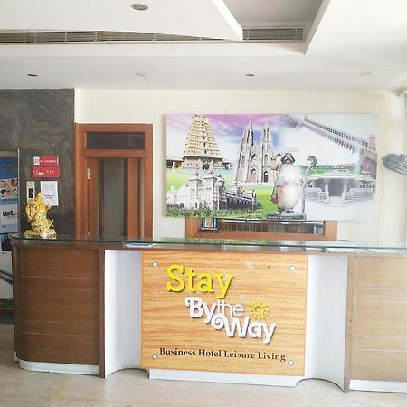 Hotel Stay By The Way Mysore Esterno foto
