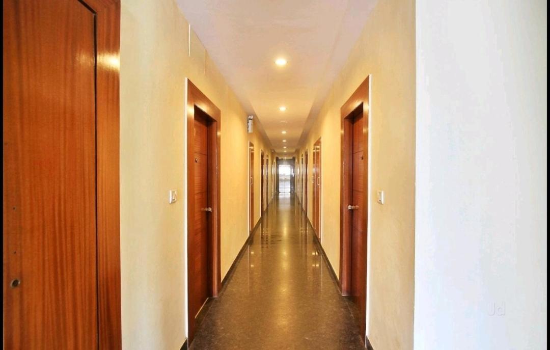 Hotel Stay By The Way Mysore Esterno foto